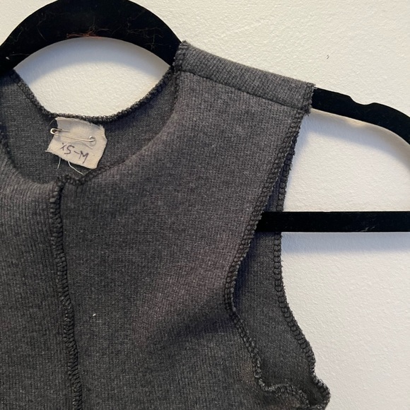 Gray handmade tank top - Picture 3 of 5